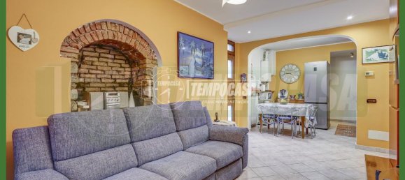 3-Zimmer Wohnung in Cocquio-Trevisago, Italy, Nr. 113859 6