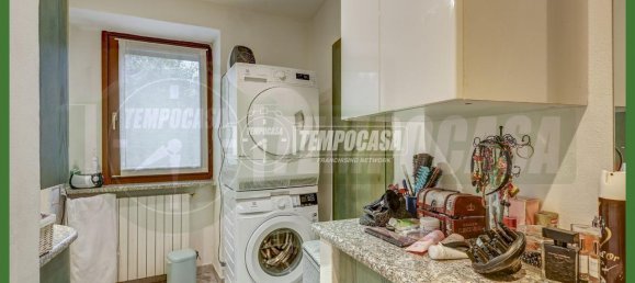 3-Zimmer Wohnung in Cocquio-Trevisago, Italy, Nr. 113859 24
