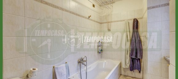 3-Zimmer Wohnung in Cocquio-Trevisago, Italy, Nr. 113859 20