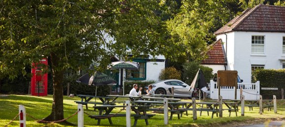 3 bedrooms House in Crookham Village, United Kingdom No. 3342 9