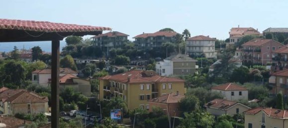 Квартира с 3 спальнями в Сан Бартоломео аль Маре, Италия № 144336 12