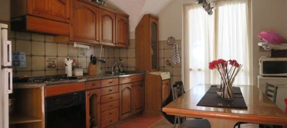 Квартира с 3 спальнями в Сан Бартоломео аль Маре, Италия № 144336 5