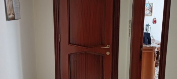 3 rooms Apartment in Salerno, Italy No. 180417 10