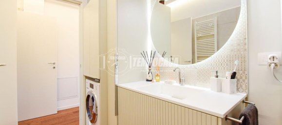 3-salle Appartement à Capiago Intimiano, Italy No. 15511 26