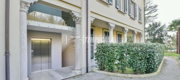 3-salle Appartement à Capiago Intimiano, Italy No. 15511 9