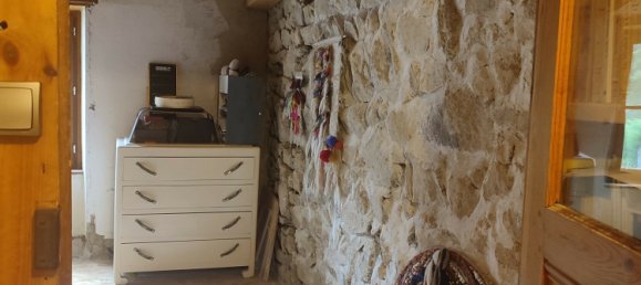 4 bedrooms House in Puy-de-Dome, France No. 355841 10