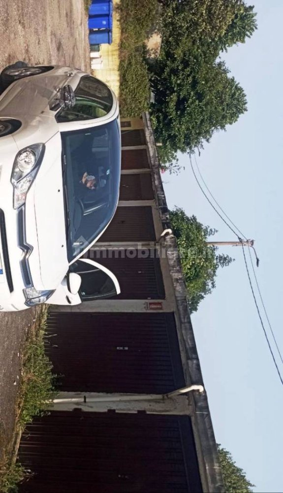 Garage à Solaro, Italy 11m² No. 299776