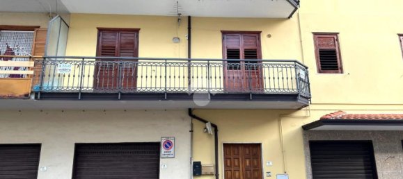 3-salle Appartement à San Michele di Serino, Italy No. 29761 6