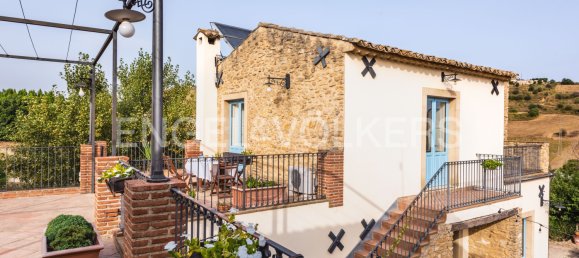 12 غرف نوم منزل في Caltagirone, Italy رقم 127777 11