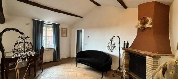 3 rooms Apartment in Ronciglione, Italy No. 155646 2