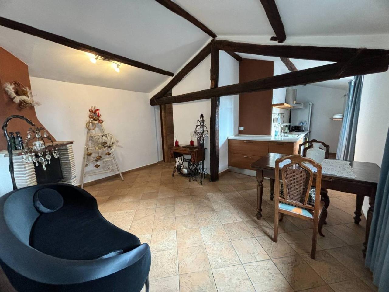 3 rooms Apartment in Ronciglione, Italy No. 155646