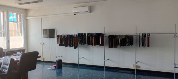 3600m² Warehouse in Turin, Italy No. 352573 14