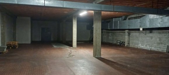 3600m² Warehouse in Turin, Italy No. 352573 21