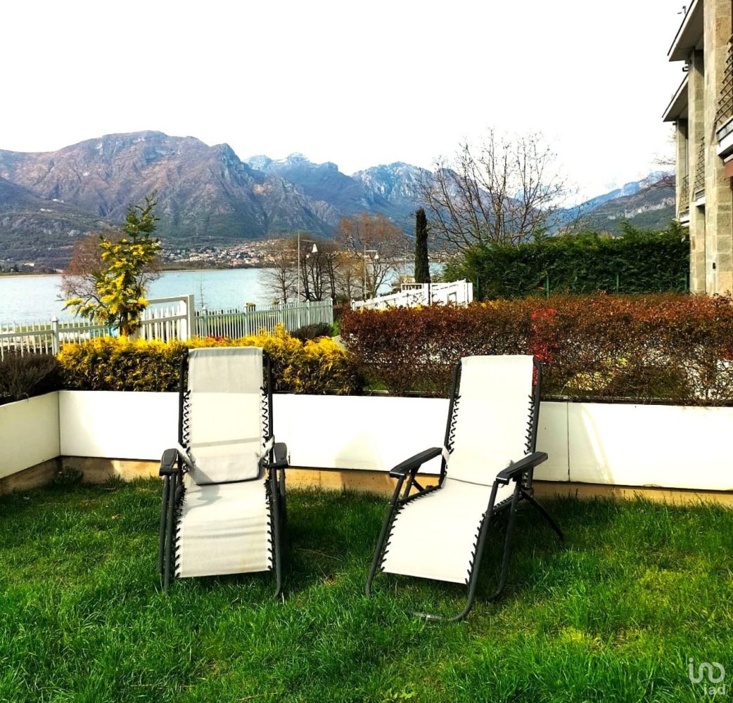 Villa de 2 dormitorios en Oggiono, Italy No. 140312