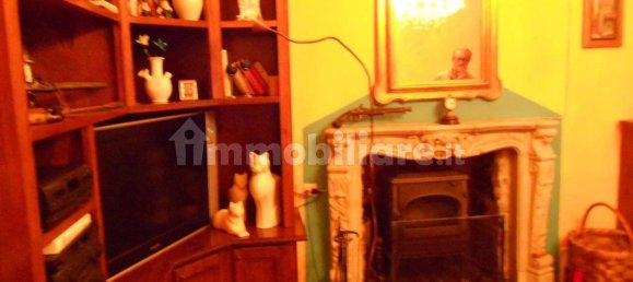 5 rooms Apartment in Sarzana, Italy No. 356236 4