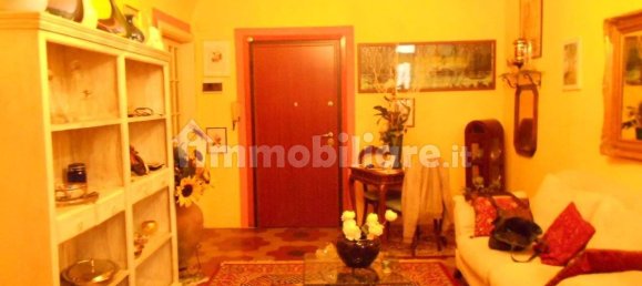 5 rooms Apartment in Sarzana, Italy No. 356236 3