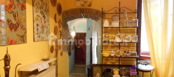 5 rooms Apartment in Sarzana, Italy No. 356236 2