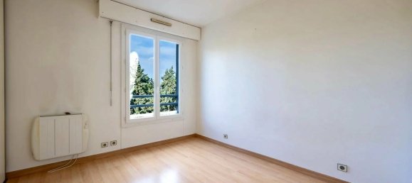 Apartamento de 1 dormitorio en Garches, France No. 133077 6