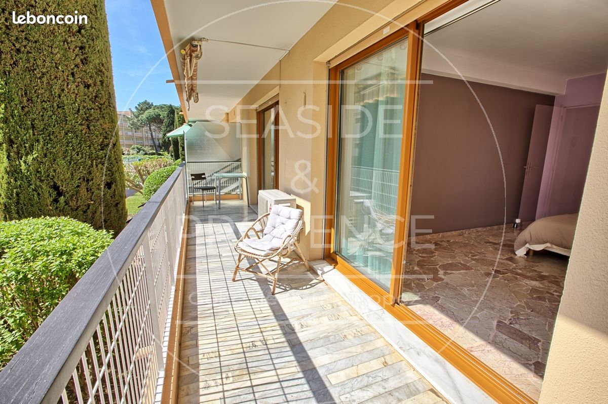 2 bedrooms Apartment in Sainte-Maxime, France No. 338517