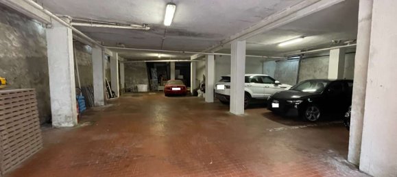 6 rooms Apartment in Rome, Italy No. 66229 9