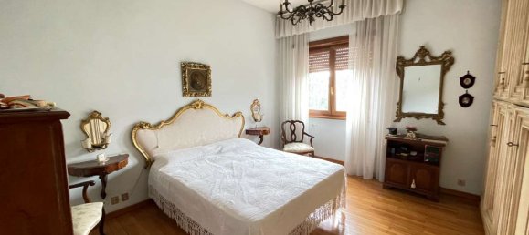 6 rooms Apartment in Rome, Italy No. 66229 20