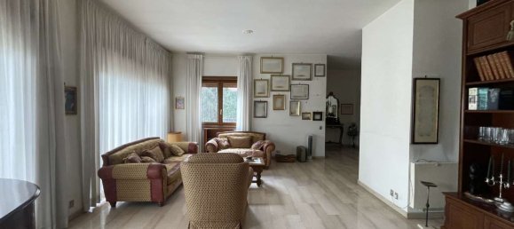 6 rooms Apartment in Rome, Italy No. 66229 15