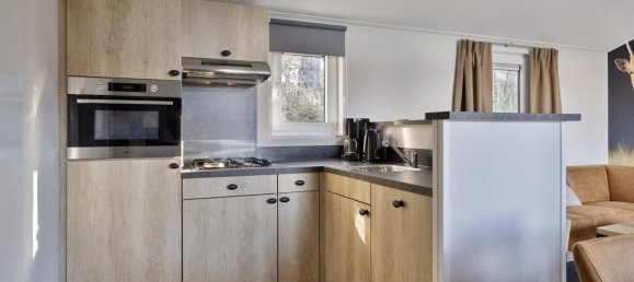 3 bedrooms House in Essen, Germany No. 64126 4