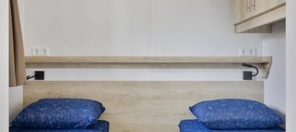 3 bedrooms House in Essen, Germany No. 64126 7