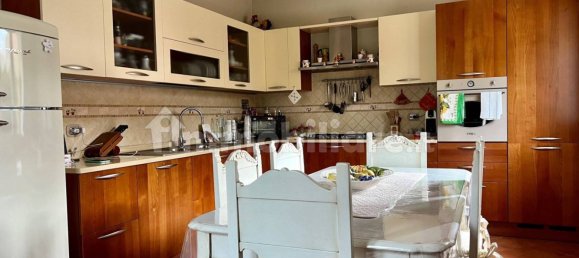 Villa de 3 dormitorios en Montale, Italy No. 253077 6