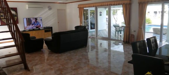 4 bedrooms Cafe / restaurant in Pattaya, Thailand No. 4017 2