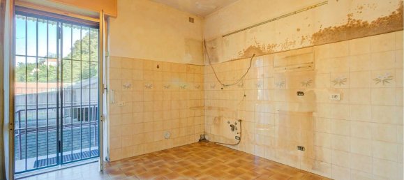 4-salle Appartement à Como, Italy No. 303433 17