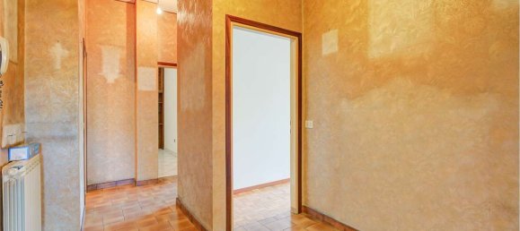 4-salle Appartement à Como, Italy No. 303433 19