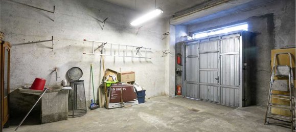 4-salle Appartement à Como, Italy No. 303433 28