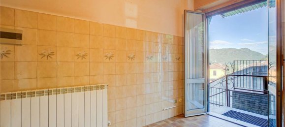 4-salle Appartement à Como, Italy No. 303433 21