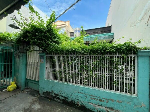 100m² House in District 7, Vietnam No. 13303