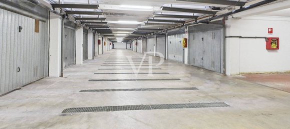 مستودع في Milan, Italy 11متر مربع رقم 244386 4