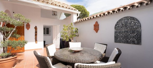 3 Schlafzimmer Stadthaus in Marbella, Spain, Nr. 137976 11