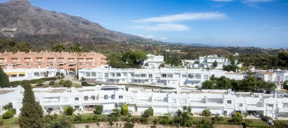 3 Schlafzimmer Stadthaus in Marbella, Spain, Nr. 137976 28