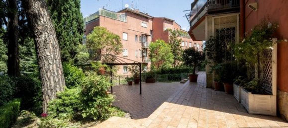 4 rooms Apartment in Rome, Italy No. 198019 26