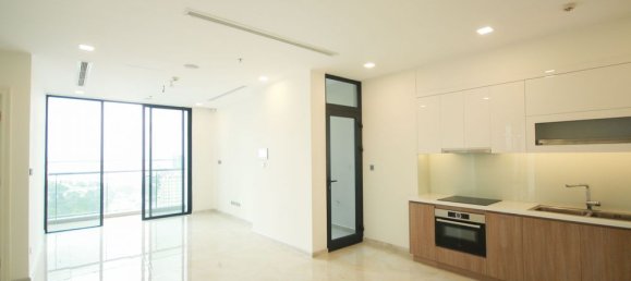 3 bedrooms Apartment in District 1, Vietnam No. 18248 2