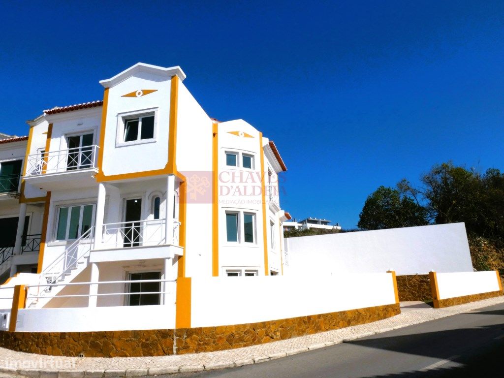 3 bedrooms House in Ericeira, Portugal No. 148533