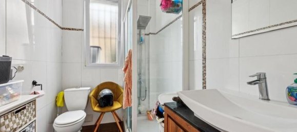 1 bedroom Apartment in Neuilly-Plaisance, France No. 313406 10