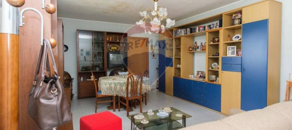 Villa T4 em Viagrande, Italy N.º 233981 3