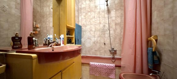 2-salle Appartement à Trieste, Italy No. 30649 9