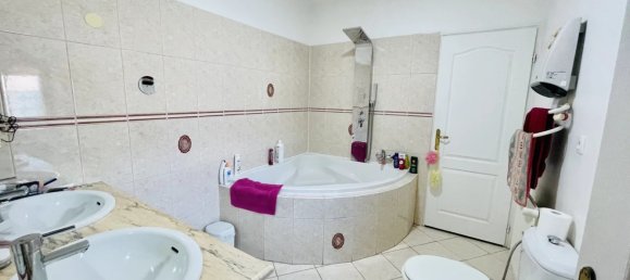 8 rooms House in Andilly, France No. 69087 3