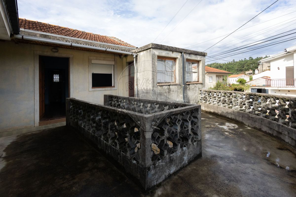 Casa de 3 dormitorios en Coimbra, Portugal No. 33774