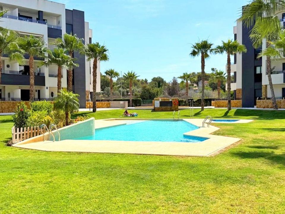 Пентхаус с 2 спальнями в Аликанте, Испания № 157480