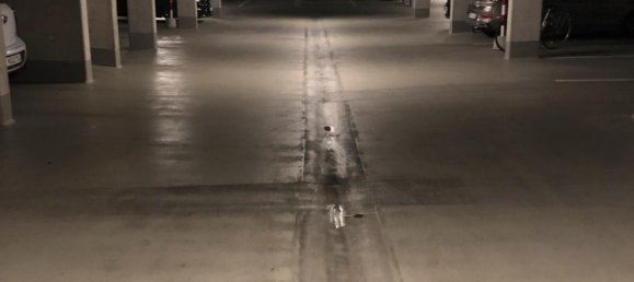 Parkplatz in München, Germany, Nr. 236804 4