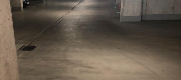 Parkplatz in München, Germany, Nr. 236804 3