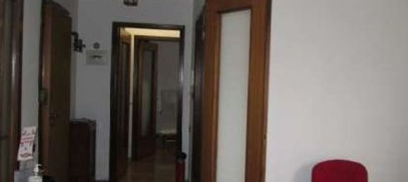 63m² Office in Milan, Italy No. 358988 18